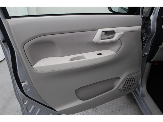 ムーヴ Ｌ　ＣＤオーディオ　キーレスキー　電動格納ドアミラー　サイドバイザー　フロアマット　マニュアルエアコン　アームレストコンソール　ベンチシート　フルフラットシート　パワーウィンドウ（37枚目）