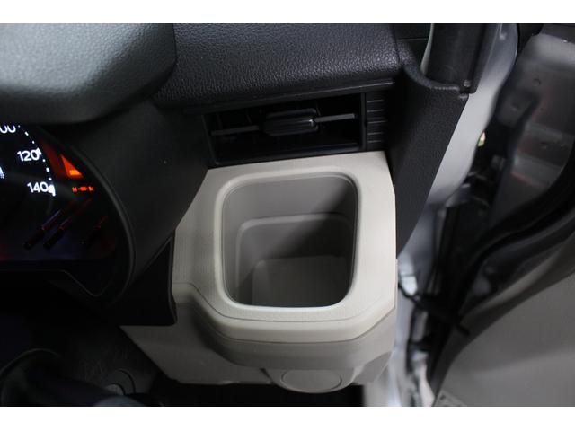 ムーヴ Ｌ　ＣＤオーディオ　キーレスキー　電動格納ドアミラー　サイドバイザー　フロアマット　マニュアルエアコン　アームレストコンソール　ベンチシート　フルフラットシート　パワーウィンドウ（49枚目）