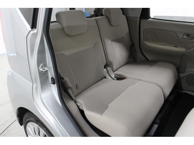 ムーヴ Ｌ　ＣＤオーディオ　キーレスキー　電動格納ドアミラー　サイドバイザー　フロアマット　マニュアルエアコン　アームレストコンソール　ベンチシート　フルフラットシート　パワーウィンドウ（63枚目）