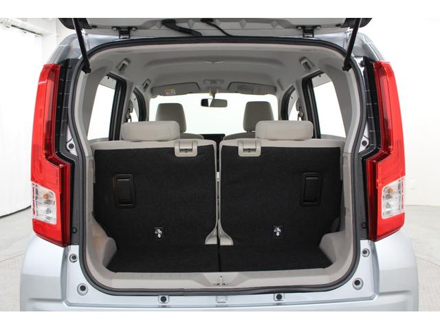 ムーヴ Ｌ　ＣＤオーディオ　キーレスキー　電動格納ドアミラー　サイドバイザー　フロアマット　マニュアルエアコン　アームレストコンソール　ベンチシート　フルフラットシート　パワーウィンドウ（64枚目）