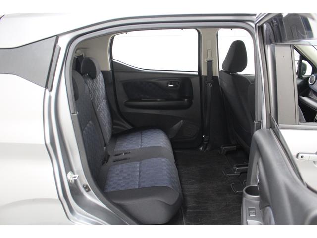 デイズ ハイウェイスター　Ｇターボ　純正ナビ　Ｂｌｕｅｔｏｏｔｈ対応　バックカメラ　純正アルミホイール　エマージェンシーブレーキ　タッチパネル式オートエアコン　座席下収納　プッシュスタート　スマートキー　サイドバイザー　フロアマット（60枚目）