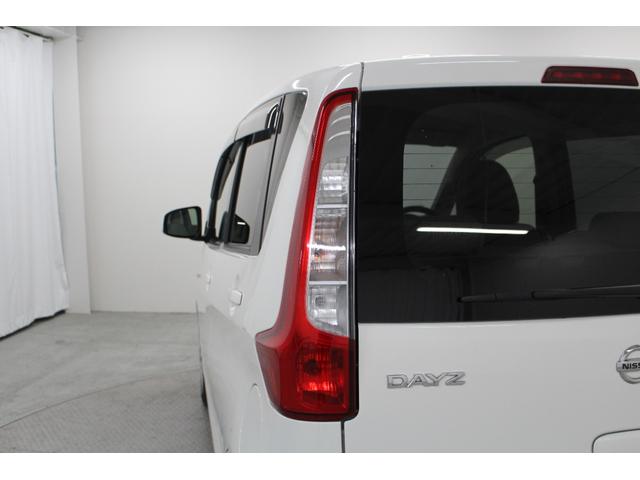 デイズ Ｓ　社外ナビ　バックカメラ　ＥＴＣ　電動格納ドアミラー　アイドリングストップ　ベンチシート　アームレスト　キーレスキー　フルフラットシート　ヘッドライトレベライザー　ドライブレコーダー（15枚目）