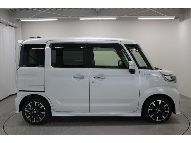 スペーシアカスタム ハイブリッドXS 社外8インチナビ ETC 全方位カメラ 前後ドライブレコーダー サイドバイザー フロアマット ハーフレザーシート 純正アルミホイール LEDヘッドライト 天井サーキュレーター ヘッドアップディスプレイ(12枚目)