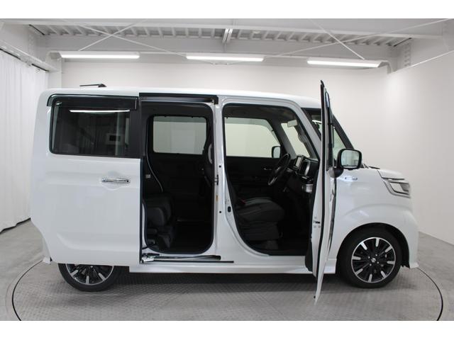 スペーシアカスタム ハイブリッドXS 社外8インチナビ ETC 全方位カメラ 前後ドライブレコーダー サイドバイザー フロアマット ハーフレザーシート 純正アルミホイール LEDヘッドライト 天井サーキュレーター ヘッドアップディスプレイ(13枚目)