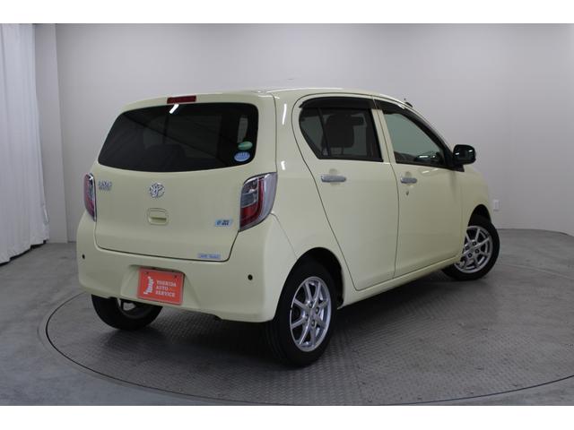 ピクシスエポック Ｇ　社外ワンセグナビ　ＥＴＣ　電動格納ドアミラー　ウィンカーミラー　サイドバイザー　フロアマット　シートリフター　キーレスキー　純正アルミホイール　オートエアコン　座席下収納（5枚目）