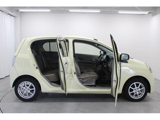 ピクシスエポック Ｇ　社外ワンセグナビ　ＥＴＣ　電動格納ドアミラー　ウィンカーミラー　サイドバイザー　フロアマット　シートリフター　キーレスキー　純正アルミホイール　オートエアコン　座席下収納（11枚目）