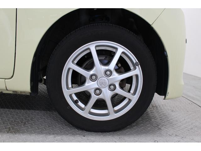 ピクシスエポック Ｇ　社外ワンセグナビ　ＥＴＣ　電動格納ドアミラー　ウィンカーミラー　サイドバイザー　フロアマット　シートリフター　キーレスキー　純正アルミホイール　オートエアコン　座席下収納（12枚目）