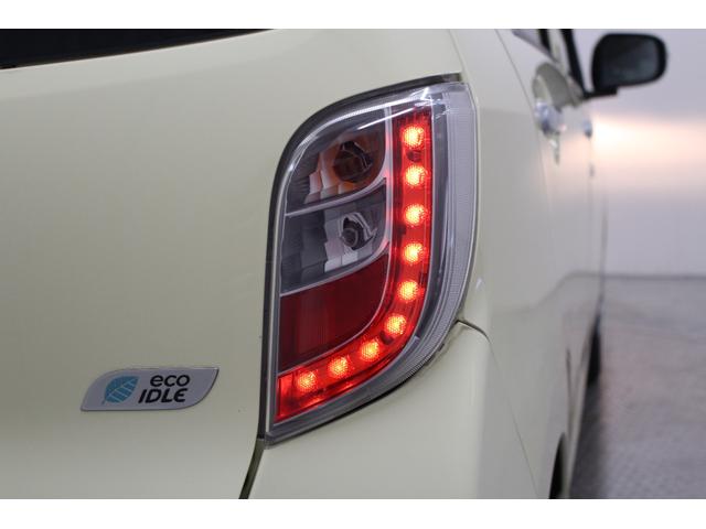 ピクシスエポック Ｇ　社外ワンセグナビ　ＥＴＣ　電動格納ドアミラー　ウィンカーミラー　サイドバイザー　フロアマット　シートリフター　キーレスキー　純正アルミホイール　オートエアコン　座席下収納（19枚目）