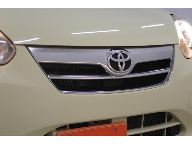 ピクシスエポック Ｇ　社外ワンセグナビ　ＥＴＣ　電動格納ドアミラー　ウィンカーミラー　サイドバイザー　フロアマット　シートリフター　キーレスキー　純正アルミホイール　オートエアコン　座席下収納（24枚目）