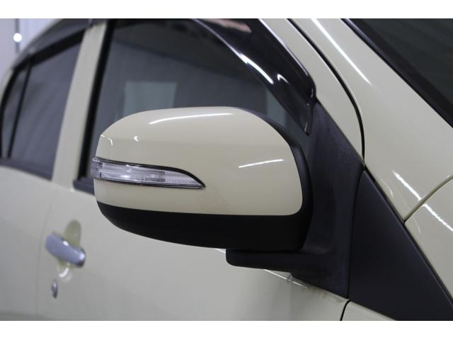 ピクシスエポック Ｇ　社外ワンセグナビ　ＥＴＣ　電動格納ドアミラー　ウィンカーミラー　サイドバイザー　フロアマット　シートリフター　キーレスキー　純正アルミホイール　オートエアコン　座席下収納（27枚目）