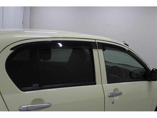 ピクシスエポック Ｇ　社外ワンセグナビ　ＥＴＣ　電動格納ドアミラー　ウィンカーミラー　サイドバイザー　フロアマット　シートリフター　キーレスキー　純正アルミホイール　オートエアコン　座席下収納（33枚目）