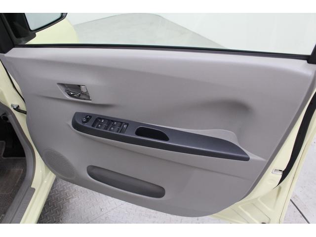 ピクシスエポック Ｇ　社外ワンセグナビ　ＥＴＣ　電動格納ドアミラー　ウィンカーミラー　サイドバイザー　フロアマット　シートリフター　キーレスキー　純正アルミホイール　オートエアコン　座席下収納（35枚目）