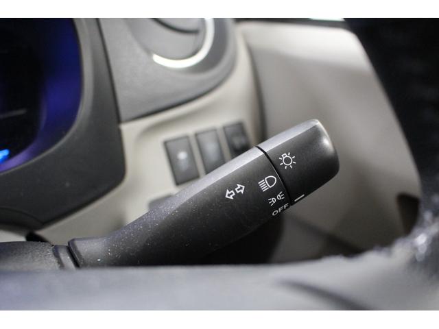 ピクシスエポック Ｇ　社外ワンセグナビ　ＥＴＣ　電動格納ドアミラー　ウィンカーミラー　サイドバイザー　フロアマット　シートリフター　キーレスキー　純正アルミホイール　オートエアコン　座席下収納（48枚目）