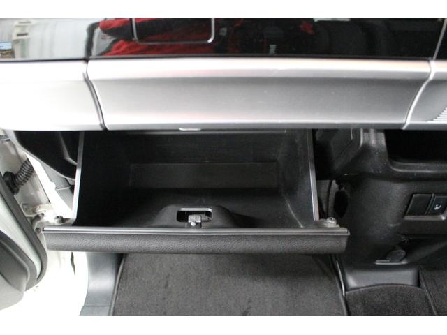 スペーシアカスタム ハイブリッドＸＳ　社外ナビ　全方位カメラパッケージ　両側パワースライドドア　シートヒーター　天井サーキュレーター　ヘッドアップディスプレイ　ＬＥＤヘッドライト　フォグライト　ハーフレザーシート　シートバックテーブル（72枚目）