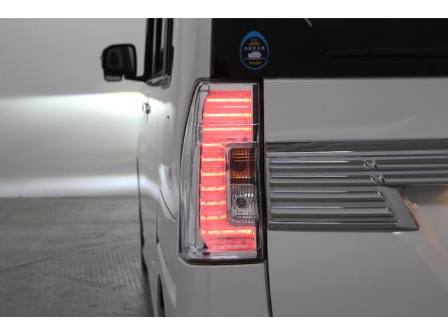 タント カスタムＲＳ　ＳＡＩＩ　純正ナビ　バックカメラ　両側パワースライドドア　プッシュスタート　スマートキー　スマートアシスト　純正アルミホイール　ＬＥＤヘッドライト　ターボ車　ハーフレザーシート　ロールサンシェード　ベンチシート（19枚目）