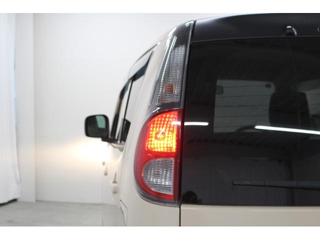 モコ Ｓ　サイドバイザー　フロアマット　フルフラットシート　電動格納ドアミラー　ベンチシート　アームレスト　ヘッドライトレベライザー　キーレスキー（19枚目）