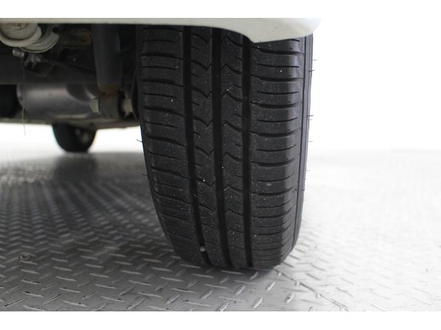 ワゴンＲ リミテッド　モニター付オーディオ　バックカメラ　プッシュスタート　スマートキー　電動格納ドアミラー　オートエアコン　サイドバイザー　フロアマット　フルフラットシート　ベンチシート　ウィンカーミラー　座席下収納（13枚目）