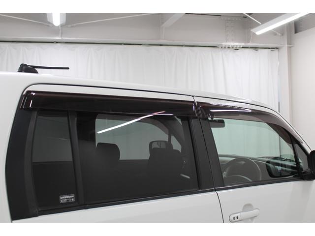 ワゴンＲ リミテッド　モニター付オーディオ　バックカメラ　プッシュスタート　スマートキー　電動格納ドアミラー　オートエアコン　サイドバイザー　フロアマット　フルフラットシート　ベンチシート　ウィンカーミラー　座席下収納（24枚目）