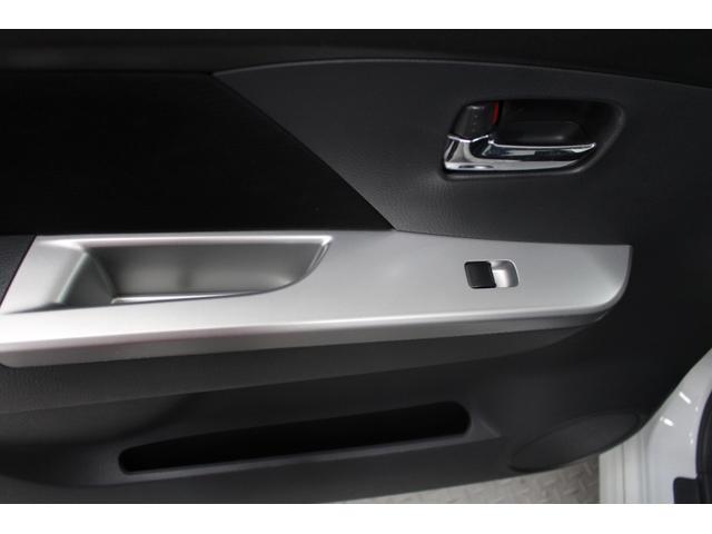 ワゴンＲ リミテッド　モニター付オーディオ　バックカメラ　プッシュスタート　スマートキー　電動格納ドアミラー　オートエアコン　サイドバイザー　フロアマット　フルフラットシート　ベンチシート　ウィンカーミラー　座席下収納（28枚目）