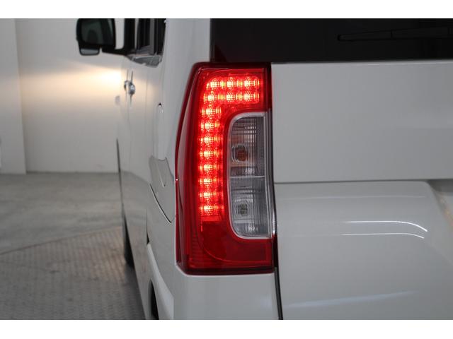 タント Ｘ　ＳＡＩＩＩ　純正ナビ　Ｂｌｕｅｔｏｏｔｈ対応　バックカメラ　ＥＴＣ　片側パワースライドドア　電動格納ドアミラー　オートエアコン　ステアリングリモコン　スマートアシスト　アームレストコンソール　ロールサンシェード（17枚目）