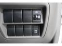 ＰＣ　社外ナビ　Ｂｌｕｅｔｏｏｔｈ対応　ＥＴＣ　ドライブレコーダー　サイドバイザー　フロアマット　マニュアルエアコン　フルフラットシート　両側スライドドア　パワーウィンドウ（51枚目）