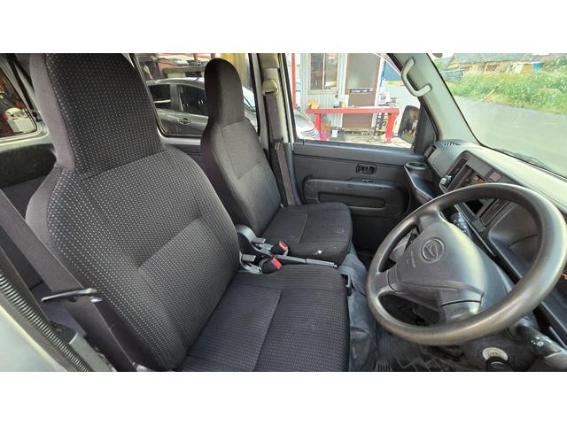 ハイゼットカーゴ ＤＸ　ＳＡＩＩＩ　１年保証・４ＷＤ・新品タイヤ・前席ＰＷウインドウ・ＥＴＣ・スマートアシスト３（18枚目）