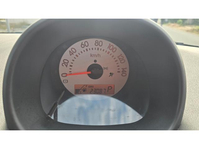 エッセ D 2年保証・AT車・エアコン・新品バッテリー(24枚目)