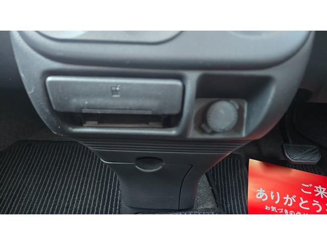 アルトラパン Ｇ　１年保証・新品タイヤ・ナビＴＶ・バックカメラ・スマートキー（33枚目）