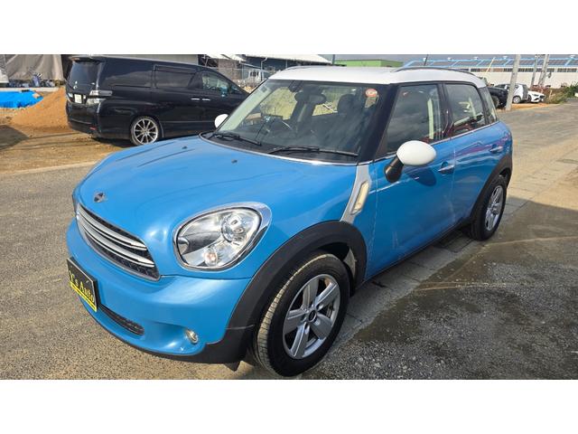 ＭＩＮＩ クーパーＤ　クロスオーバー　新品タイヤ・ディーゼル車・ナビＴＶ・バックカメラ・プッシュスタート・ＥＴＣ（4枚目）