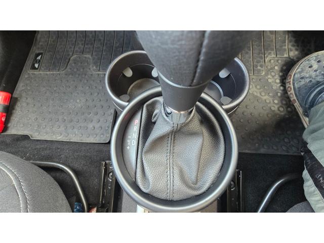 ＭＩＮＩ クーパーＤ　クロスオーバー　新品タイヤ・ディーゼル車・ナビＴＶ・バックカメラ・プッシュスタート・ＥＴＣ（36枚目）