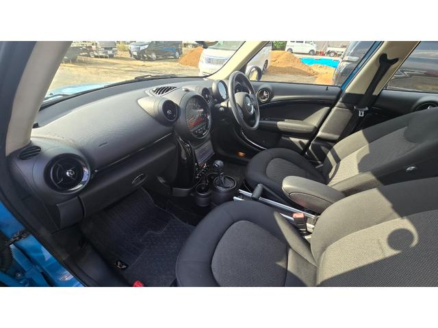 ＭＩＮＩ クーパーＤ　クロスオーバー　新品タイヤ・ディーゼル車・ナビＴＶ・バックカメラ・プッシュスタート・ＥＴＣ（44枚目）