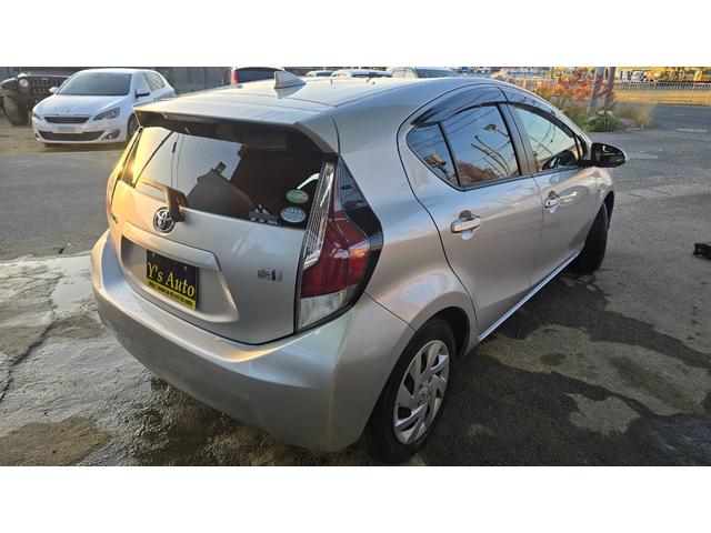 アクア 1年保証・ナビTV・スマートキー(7枚目)