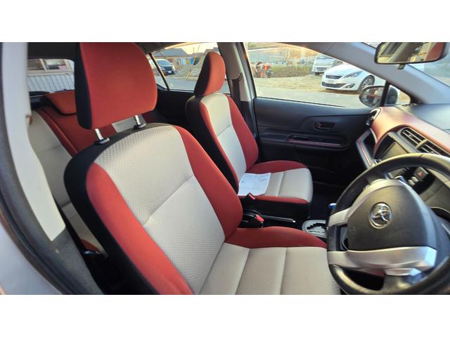 アクア 1年保証・ナビTV・スマートキー(20枚目)