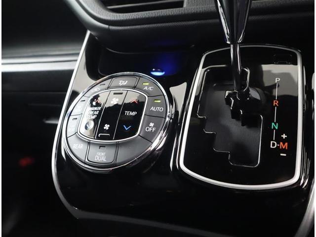 ヴォクシー ＺＳ　煌　４ＷＤ　ワンオーナー　衝突被害軽減システム　純正メモリーナビ　ＤＶＤ再生　ミュージックプレイヤー接続可　バックカメラ　フルセグＴＶ　両側電動スライドドア　ＬＥＤヘッドランプ　ＥＴＣ（15枚目）