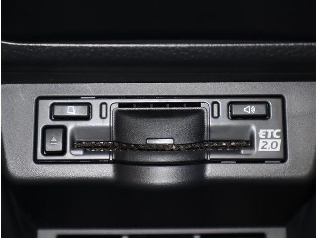 プリウス G トヨタ認定中古車 衝突被害軽減システム ワンオーナー ブラインドスポットモニター メモリーナビ バックカメラ ミュージックプレイヤー接続 フルセグTV ETC 純正19インチアルミホイール 記録簿(9枚目)