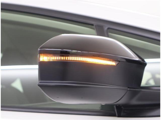 プリウス G トヨタ認定中古車 衝突被害軽減システム ワンオーナー ブラインドスポットモニター メモリーナビ バックカメラ ミュージックプレイヤー接続 フルセグTV ETC 純正19インチアルミホイール 記録簿(21枚目)