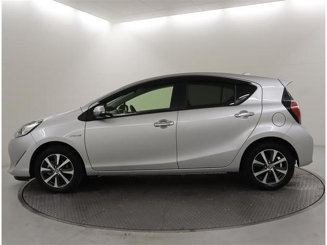 アクア Ｓスタイルブラック　フルセグ　メモリーナビ　ＤＶＤ再生　ミュージックプレイヤー接続可　バックカメラ　衝突被害軽減システム　ＥＴＣ　ワンオーナー（4枚目）