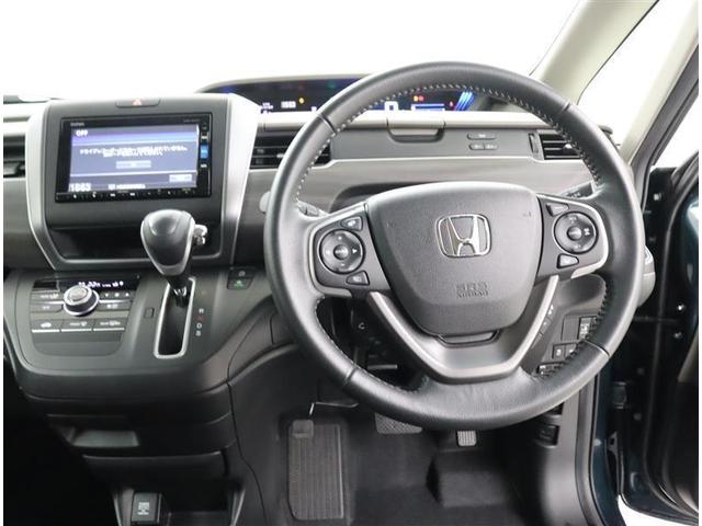 フリード Ｇ・ホンダセンシング　フルセグ　メモリーナビ　ＤＶＤ再生　ミュージックプレイヤー接続可　バックカメラ　衝突被害軽減システム　ＥＴＣ　ドラレコ　両側電動スライド　ＬＥＤヘッドランプ　ウオークスルー　乗車定員７人　３列シート（4枚目）