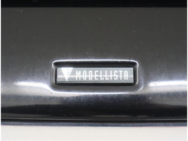 ���f���X�^���̃G�A���𑕒����Ă��܂�