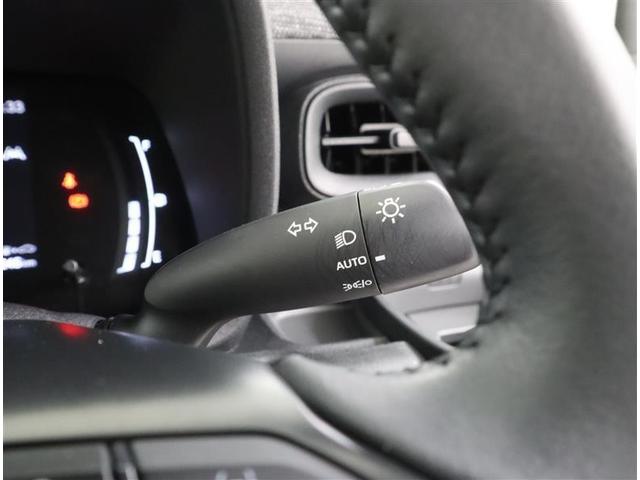 シエンタ ハイブリッドＺ　フルセグ　メモリーナビ　ミュージックプレイヤー接続可　バックカメラ　衝突被害軽減システム　ＥＴＣ　ドラレコ　両側電動スライド　ＬＥＤヘッドランプ　ウオークスルー　乗車定員７人　３列シート　ワンオーナー（17枚目）