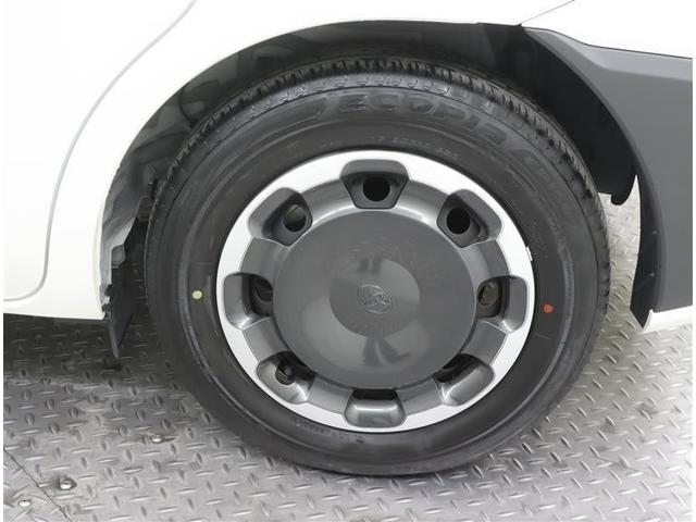 シエンタ ハイブリッドＺ　フルセグ　メモリーナビ　ミュージックプレイヤー接続可　バックカメラ　衝突被害軽減システム　ＥＴＣ　ドラレコ　両側電動スライド　ＬＥＤヘッドランプ　ウオークスルー　乗車定員７人　３列シート　ワンオーナー（22枚目）