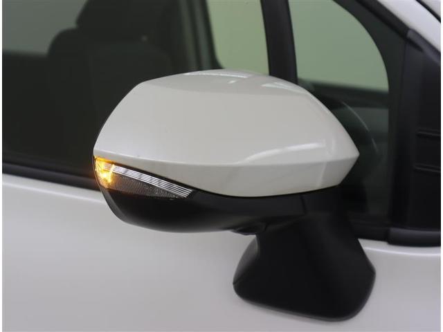 シエンタ ハイブリッドＺ　フルセグ　メモリーナビ　ミュージックプレイヤー接続可　バックカメラ　衝突被害軽減システム　ＥＴＣ　ドラレコ　両側電動スライド　ＬＥＤヘッドランプ　ウオークスルー　乗車定員７人　３列シート　ワンオーナー（30枚目）