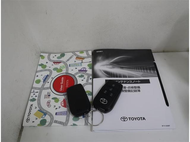 シエンタ ハイブリッドＺ　フルセグ　メモリーナビ　ミュージックプレイヤー接続可　バックカメラ　衝突被害軽減システム　ＥＴＣ　ドラレコ　両側電動スライド　ＬＥＤヘッドランプ　ウオークスルー　乗車定員７人　３列シート　ワンオーナー（39枚目）