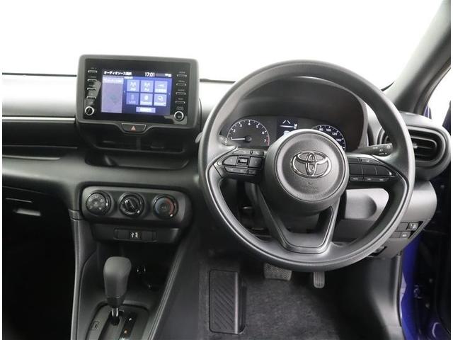 ヤリス Ｘ　メモリーナビ　ミュージックプレイヤー接続可　バックカメラ　衝突被害軽減システム　ＥＴＣ　ワンオーナー　記録簿（6枚目）