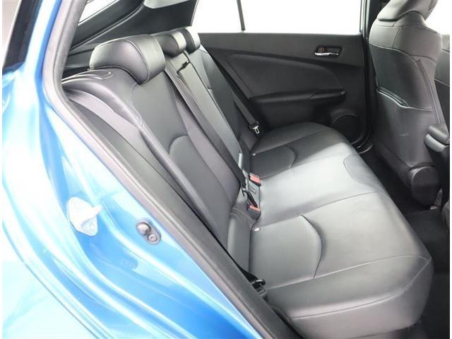 プリウス Ｓツーリングセレクション　トヨタ純正９インチフルセグメモリーナビ　ＤＶＤ再生　シートヒーター　バックカメラ　衝突被害軽減システム　ＥＴＣ　ＬＥＤヘッドランプ　ワンオーナー　記録簿（9枚目）