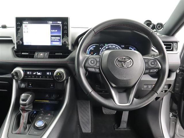 ���ʂ��̂悢��������Ƃ������E�ŁA�N�ł��^�]���₷���ł��B�^�]�̂��₷���͔��ɂ����ɂ��q����܂����