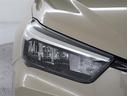 LEDヘッドライトです。デザイン性がよくとても明るいので、夜間の走行や悪天候でも安心です。しかも長寿命!