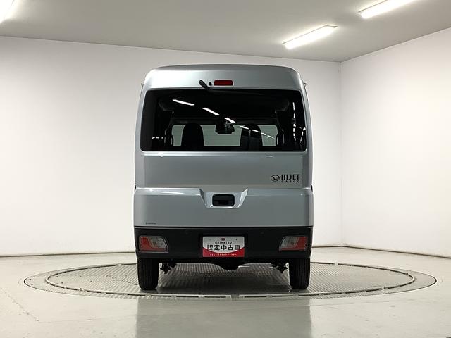 ハイゼットカーゴ ＤＸ　４ＷＤ　ＣＶＴ　前後コーナーセンサー　両側スライドドア　走行無制限１年保証　前後コーナーセンサー　４ＷＤ　ＣＶＴ車　オートマチックハイビーム　アイドリングストップ　キーレスエントリー　横滑り防止装置　オートライト　ヘッドライトレベライザー　ラジオ（10枚目）