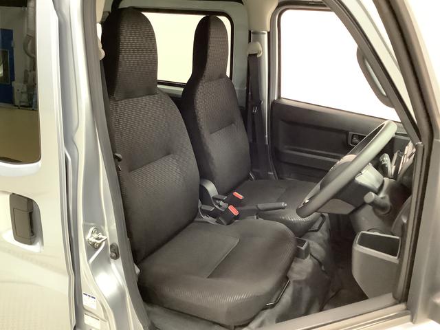 ハイゼットカーゴ ＤＸ　４ＷＤ　ＣＶＴ　前後コーナーセンサー　両側スライドドア　走行無制限１年保証　前後コーナーセンサー　４ＷＤ　ＣＶＴ車　オートマチックハイビーム　アイドリングストップ　キーレスエントリー　横滑り防止装置　オートライト　ヘッドライトレベライザー　ラジオ（17枚目）