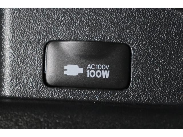 ハイエースワゴン ＧＬ　定期点検記録簿　ＰＳＤ　ＷエアＢ　４ＷＤ車　ダブルエアコン　キーレスエントリー　１００Ｖ　エアコン　ミュージックプレイヤー接続可　横滑り防止　３列シート　ナビテレビ　ＡＢＳ　ＥＴＣ車載器　パワステ（19枚目）